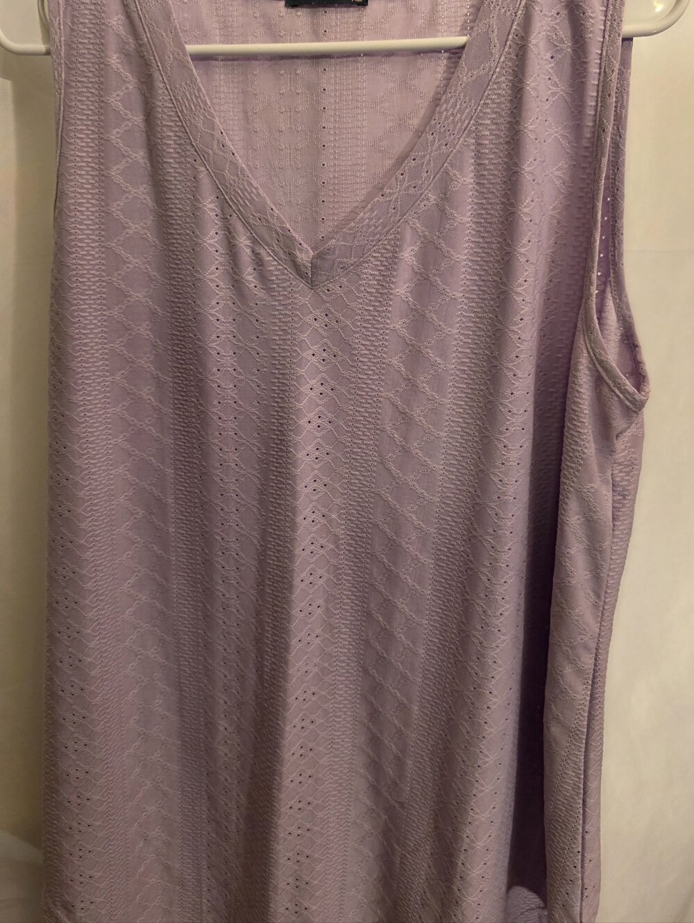 Sleeveless Vneck